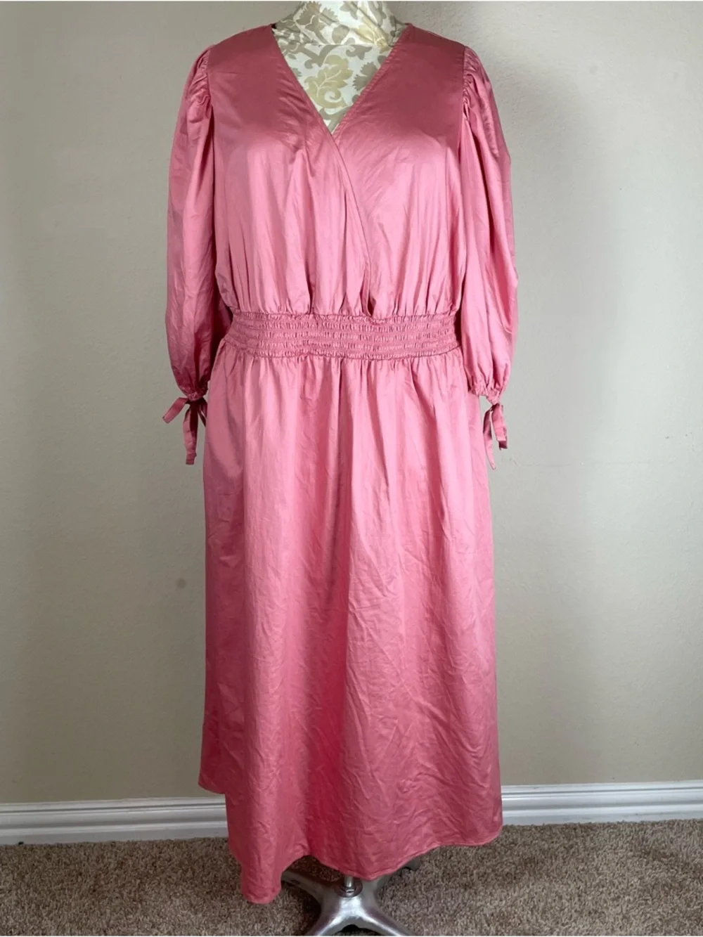 Women’s Pink Summer Casual Midi Dress V-Neck Smocked Beach Vacation Style Sz 18